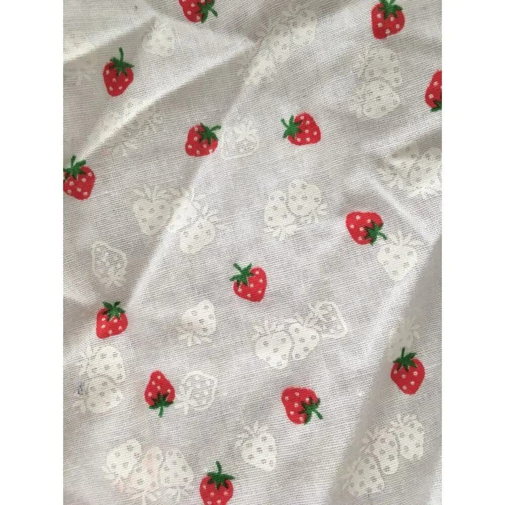 Strawberry Apron Retro Vintage Scarf Halter Style White and Red Trim Pockets